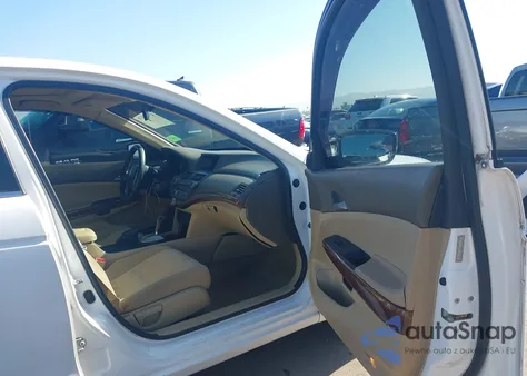 2010 Honda Accord 2.4 Ex z USA, uszkodzony, nr VIN 1HGCP2F74AA007894